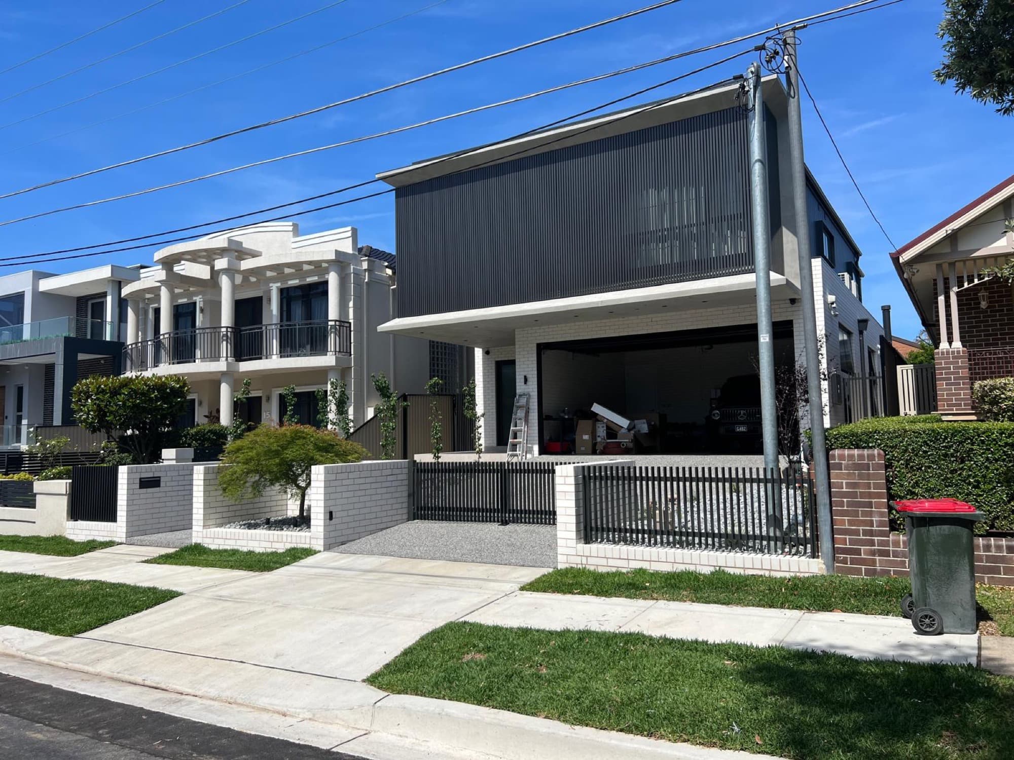 Metal fencing on a contemporary home